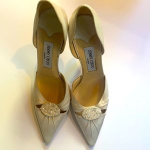Jimmy Choo size 7.5 D’ Orsay stiletto pumps in cream satin & bead embellishment
